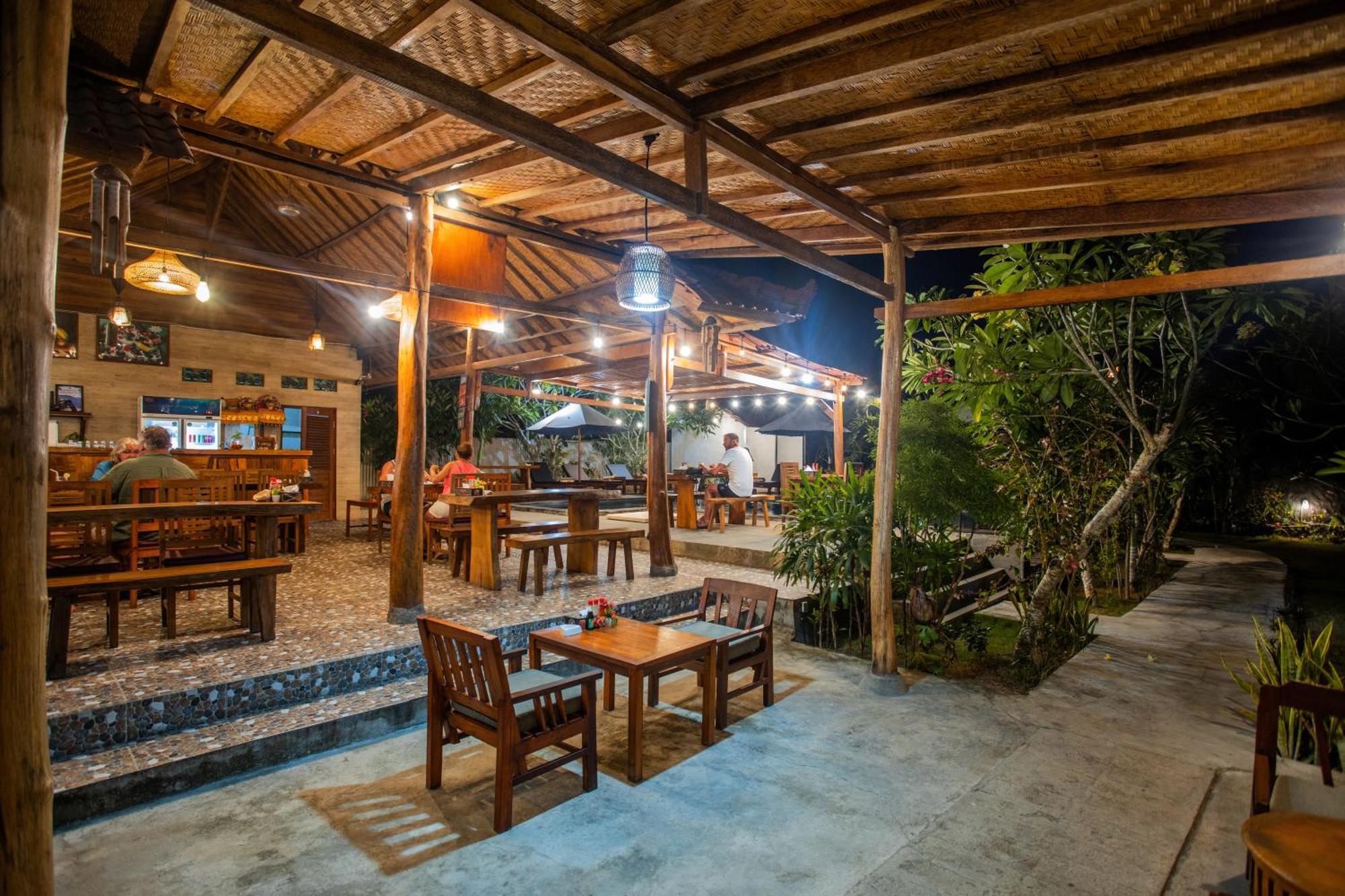 Bagus Dream Beach Villa Lembongan Exterior photo