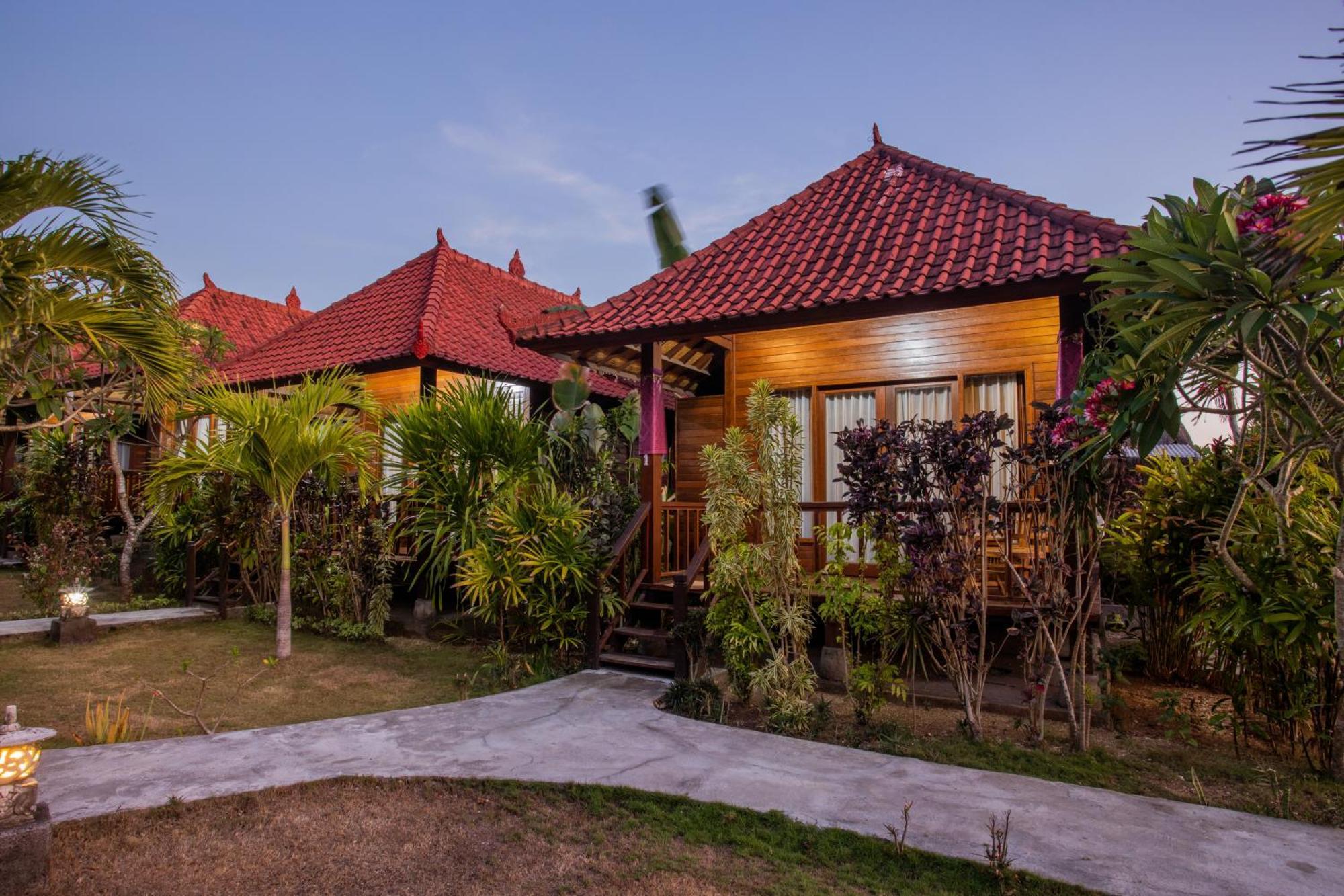 Bagus Dream Beach Villa Lembongan Exterior photo