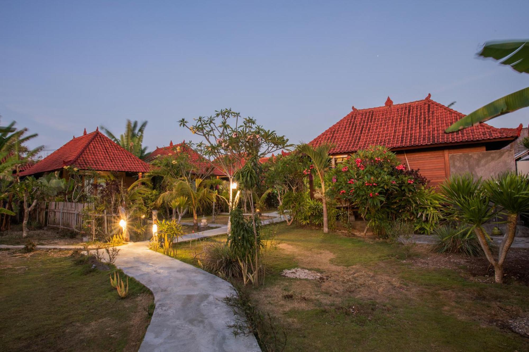 Bagus Dream Beach Villa Lembongan Exterior photo